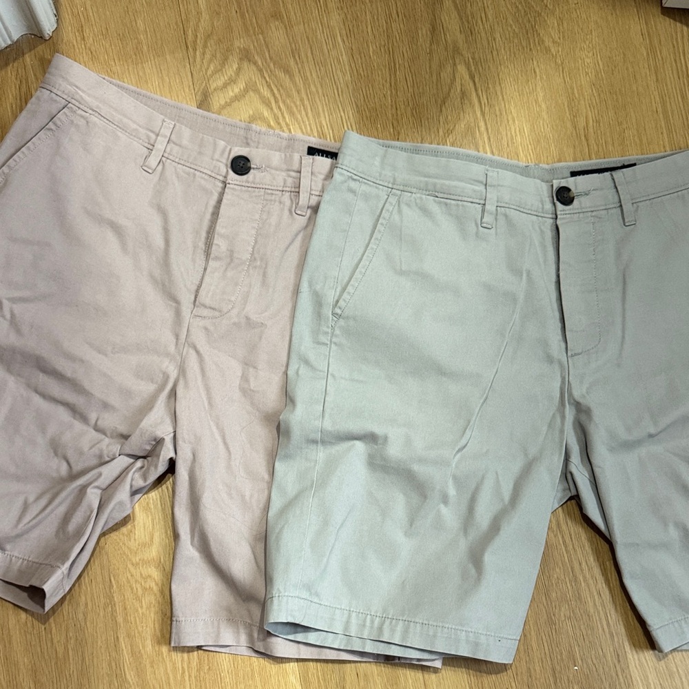 All Saints Men's Tan and Gray Flat Front Shorts